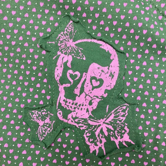 Morbid Threads Y2K Punk short sleeve full zip hoodie jacket skull & hearts NEW - Picture 2 of 6